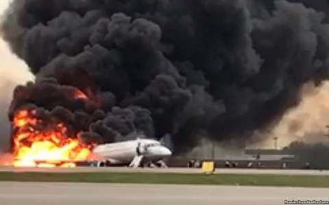 Самолеты из Москвы до Сыктывкара задержались из-за трагедии в Шереметьево