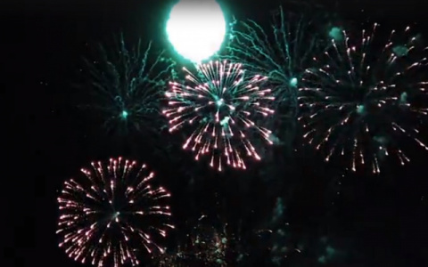 После салюта в Эжвинском районе Сыктывкара произошел пожар