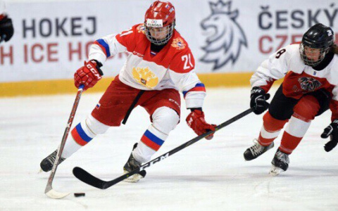 14-летняя сыктывкарка стала чемпионкой Европы по хоккею: «Я начинала играть в команде с мальчишками»