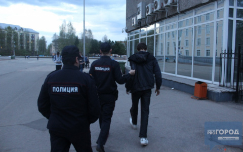 Сыктывкарские полицейские поймали двух пьяных выпускников, которые отмечали последний звонок