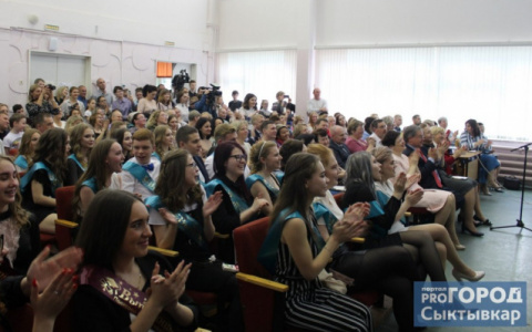 Первые экзамены ЕГЭ-2019 в Коми сдавали более 500 выпускников