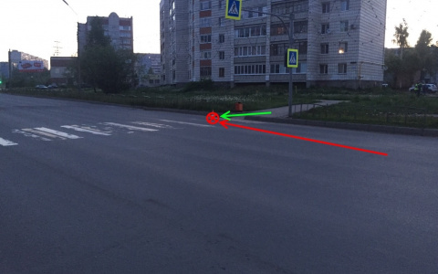 В Сыктывкаре на пешеходном переходе иномарка сбила мужчину (фото)