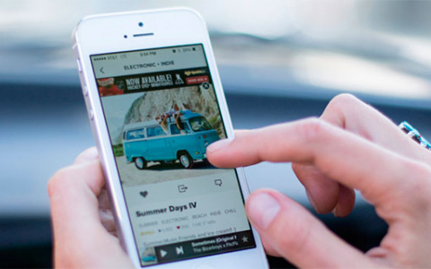 Абоненты Tele2 не платят за интернет в первый день за границей