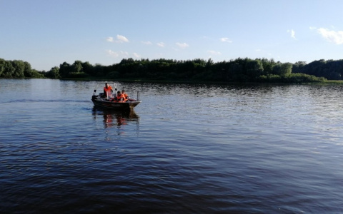 В Коми спасли мужчину, которого стремительно несло к краю плотины
