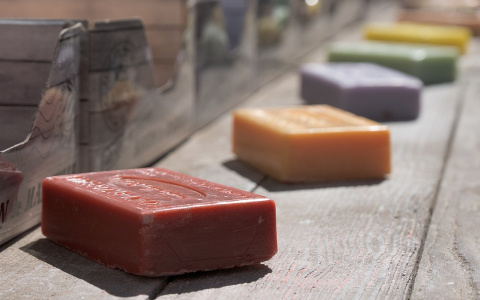 Житель Коми купил электронную книгу, а получил кусок мыла за 3 тысячи рублей