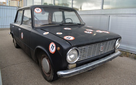 В Сыктывкаре восстановят раритетные «Жигули» и разыграют их на Новый год