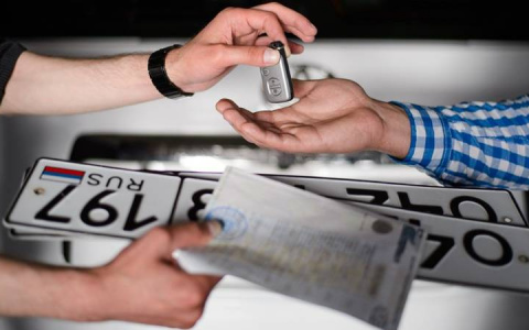 Сыктывкарцы смогут регистрировать авто даже в выходные