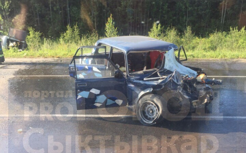 Появилась информация о пострадавших в страшной аварии с «пятеркой» в Сыктывкаре