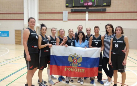 Баскетболистки из Сыктывкара заняли первое место на чемпионате мира