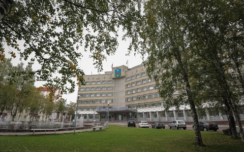 В мэрии Сыктывкара проходит планерка: онлайн-трансляция