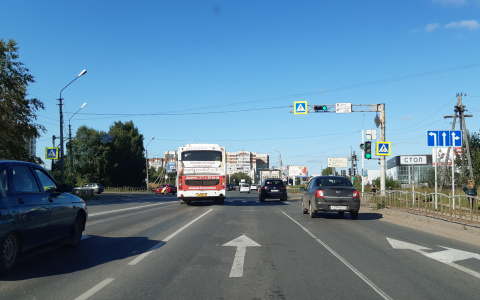 На одном из перекрестков Сыктывкара изменили режим работы светофора