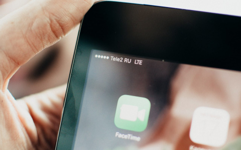 Абоненты Tele2 ежедневно скачивают 1 Тб интернет-трафика в аэропорту