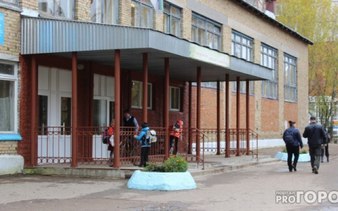 В Минобразе Коми рассказали, обязаны ли родители сами покупать учебники детям