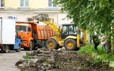 В Сыктывкаре начали ремонт сразу четырех дворов (фото)
