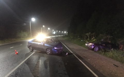 В авто сыктывкарца врезался «Форд», а его самого забрали в спецприемник (фото)