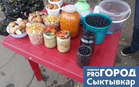 Где и за сколько продают грибы на улицах Сыктывкара