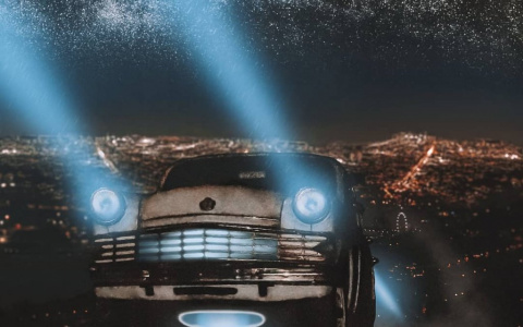 Фото дня в Сыктывкаре: космическая  «Белая молния»