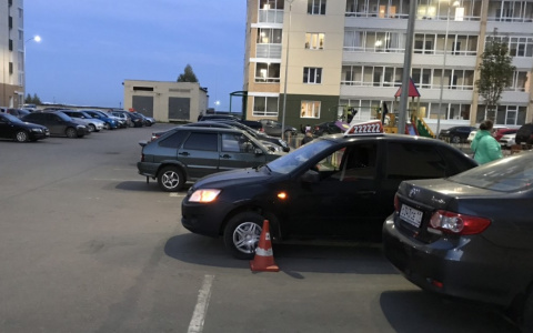 В Сыктывкаре водитель «Лады» наехал на 4-летнего мальчика