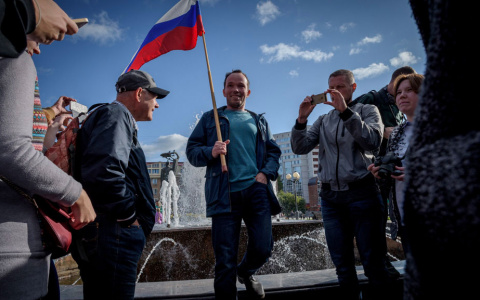 Сыктывкарец, который устроил митинг Стефановской площади, получит миллион рублей