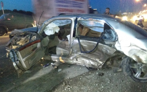 Мальчик, который пострадал в жуткой аварии с «Лексусом» в Сыктывкаре, скончался