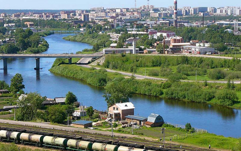 В Коми люди весь день стояли в очереди к врачу, а поликлиника разыгрывала талон на УЗИ