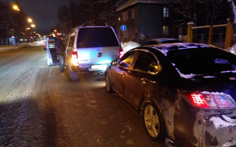 «Он сделал это намеренно»: сыктывкарец утверждает, что лихач решил его наказать и подстроил ДТП