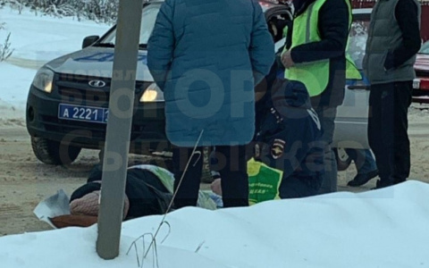 В Сыктывкаре у автобусной остановки сбили человека (фото)