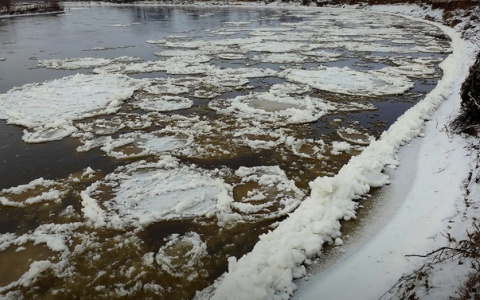 В селе Коми уплыл мост: от мира отрезаны 180 человек