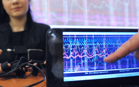 В Коми кандидатов на госслужбу проверят на детекторе лжи