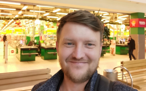 Парень из Сыктывкара ведет популярный видеоблог «Тупой комяк»