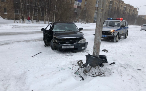 В Коми водителя, который за год нарушил правила 18 раз, остановил столб