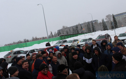 Таксисты Сыктывкара устроят еще одну забастовку