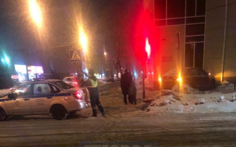 Появилось видео ДТП, где сыктывкарец протаранил банк