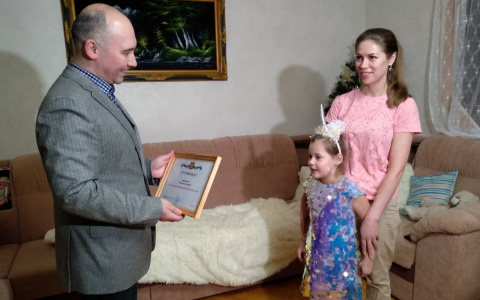Девочка из Сыктывкара поедет на елку в Кремле