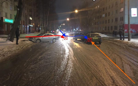 Появились подробности тройного ДТП в центре Сыктывкара