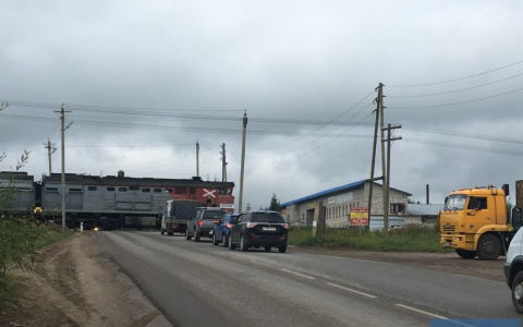 В Сыктывкаре перекроют железнодорожный переезд