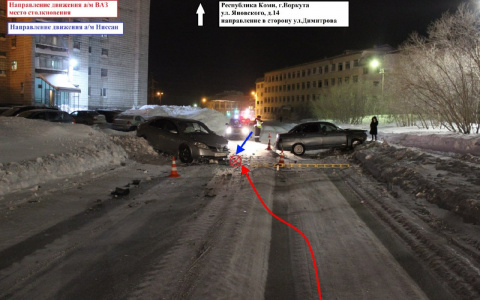 В Коми водитель «Лады» вылетел на встречку и протаранил «Ниссан»