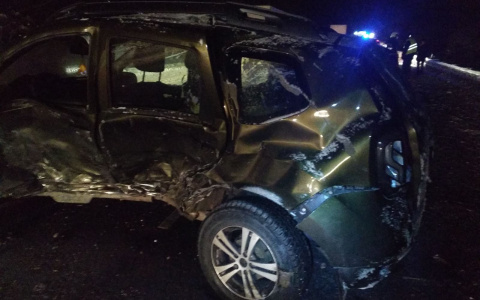 На трассе в Коми водитель «Дастера» въехала в «Ладу», пострадали трое