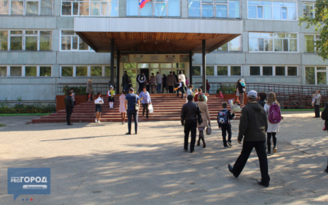 В России родителей школьников будут штрафовать за издевательства детей над учителями