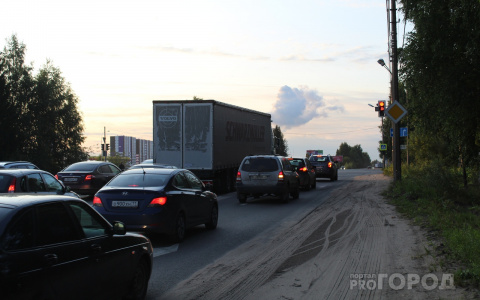 Стало известно, сколько потратят на новый светофор на Октябрьском проспекте в Сыктывкаре