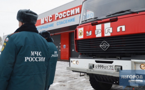 В сыктывкарской школе экстренно эвакуировали учеников