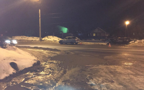 В Сыктывкаре столкнулись «Шевроле» и «Лада»: пострадал ребенок