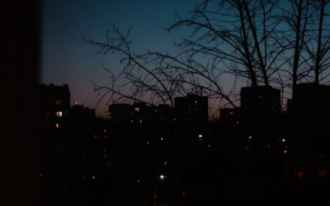 Фото дня в Сыктывкаре: город под покровом сумерек