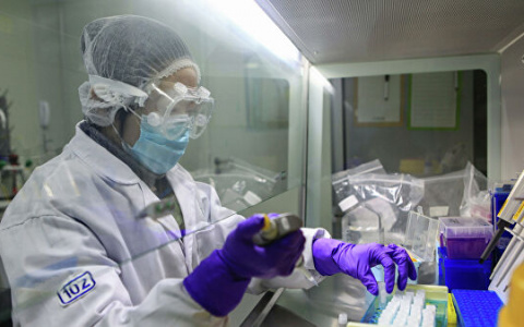 В Роспотребнадзоре рассказали, при какой температуре умирает коронавирус