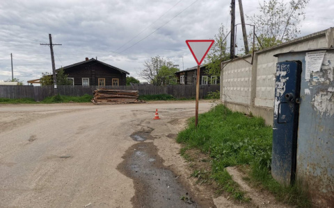 В Сыктывкаре ищут водителя, который сбил ребенка и скрылся