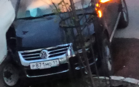 Мужчина в погонах, который устроил аварию в Сыктывкаре, был пьян