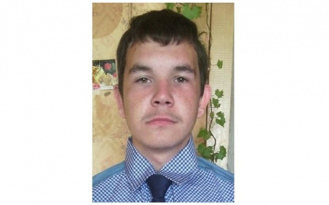 В Коми пропал невысокий худощавый парень с темно-синим рюкзаком