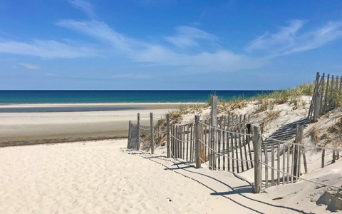 Информацию о взлете цен на курорты в России назвали фейком