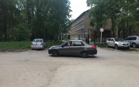 В Сыктывкаре женщина за рулем «Датсуна» наехала на ребенка