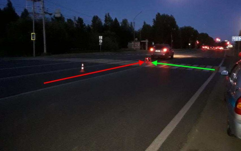 У известного ТРЦ в Сыктывкаре сбили девушку